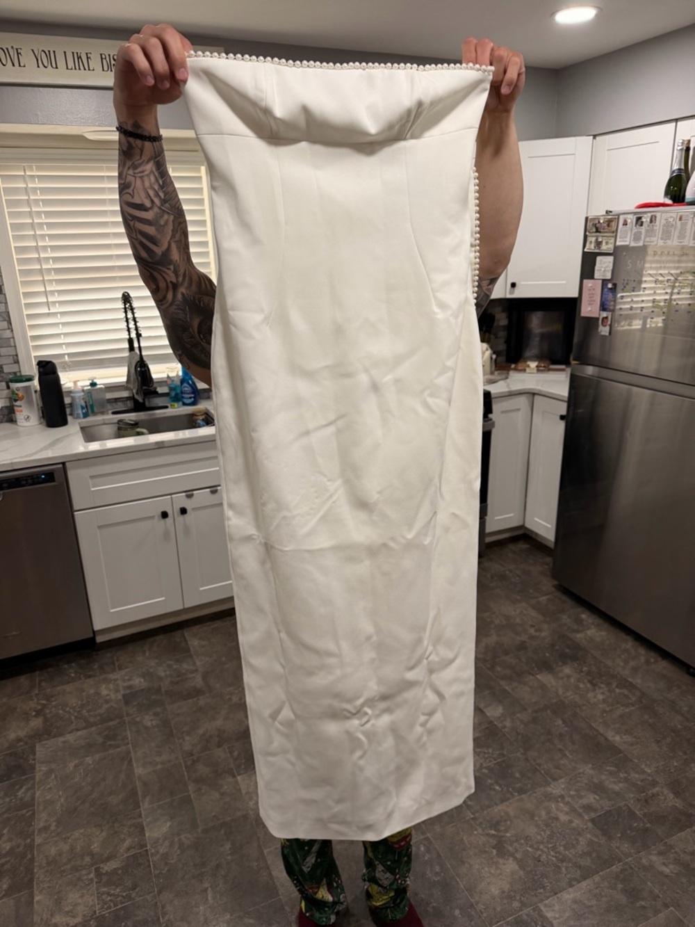 Strapless White Dress with Bow Accent - Picture 6 of 7